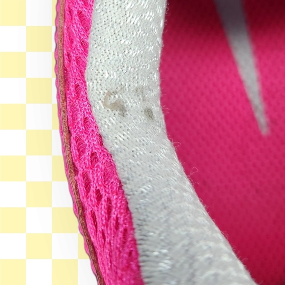 Nike Pink Running Shoes - Picture 6 of 6